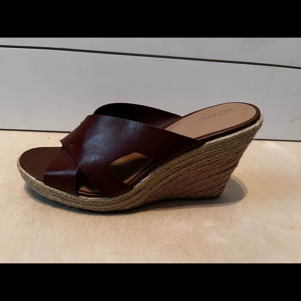 Womens Brown  Slide Shoes Slip-ons Size 8-1/2”Solid 4”Braided Wedge Heel